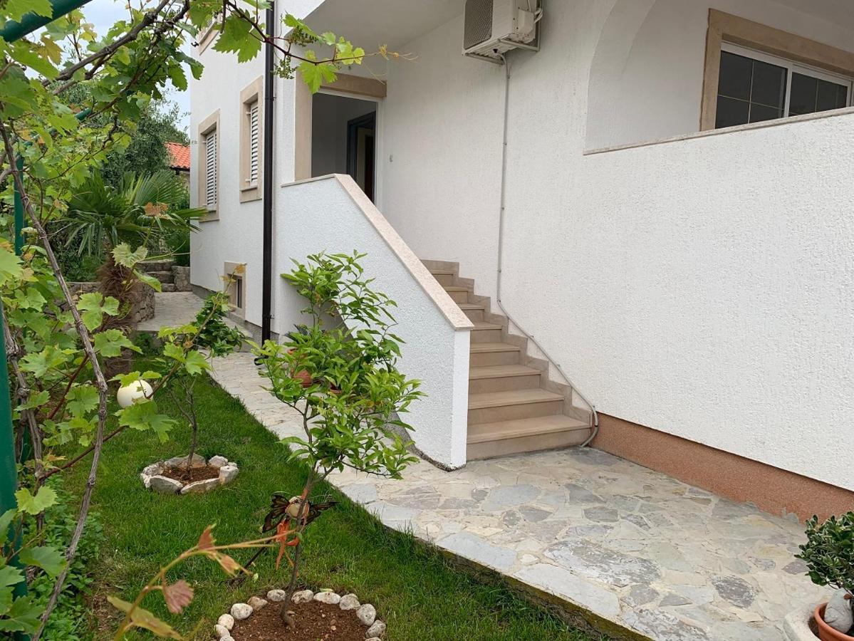 Apartman Kartec Krk Town Kültér fotó